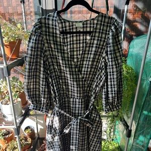 Mid Long plaid spring wrap dress with pockets.